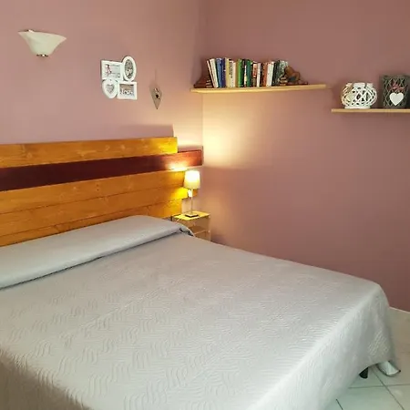 ベッド・アンド・ブレックファスト A Casa Di Monica