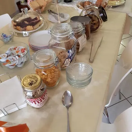 ベッド・アンド・ブレックファスト A Casa Di Monica 3*