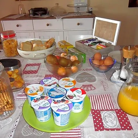 Couette-café A Casa Di Monica 3*